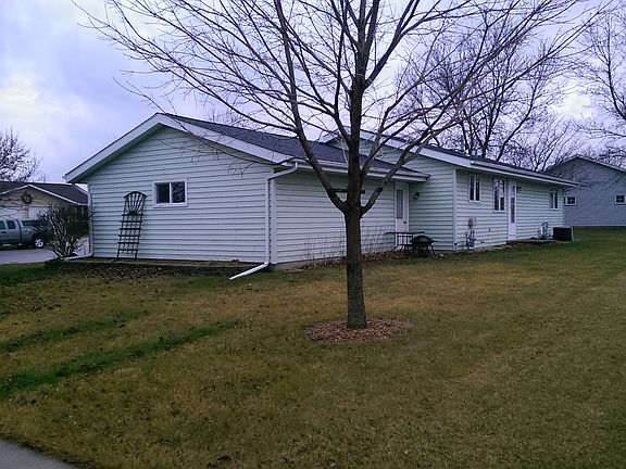 3rd image of 420 Southview Dr