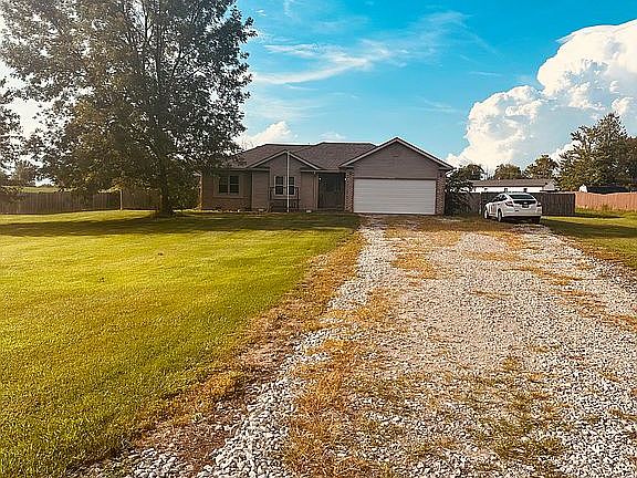 2nd image of 5280 W County Road 600 N