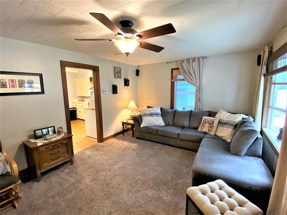 1st image of 220 N 7th St #1