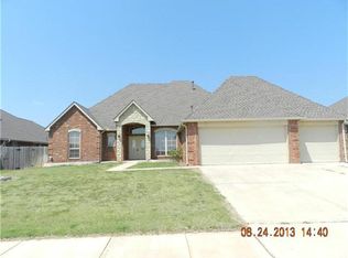 3017 Summit Crossing Pkwy, Norman, OK 73071