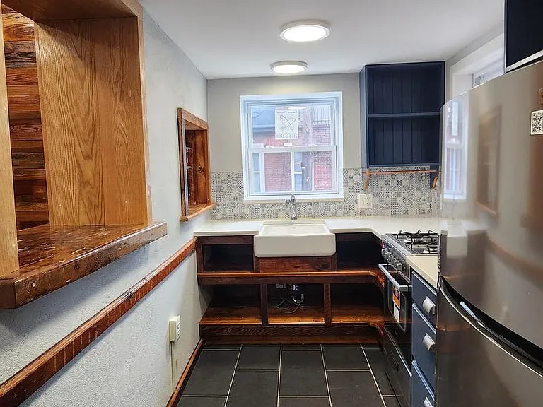 1912 S 19th St #2 — Photo 7