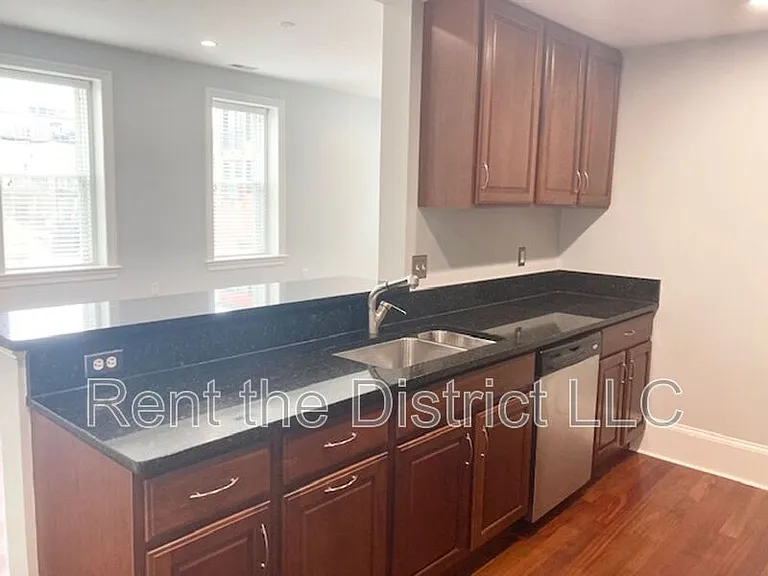 1324 Euclid St NW #205 — Photo 2