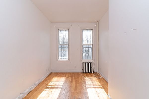 1st image of 291 Wyckoff Ave #6Z