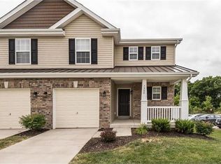 1300 New Charter Ln, O'Fallon, MO 63366