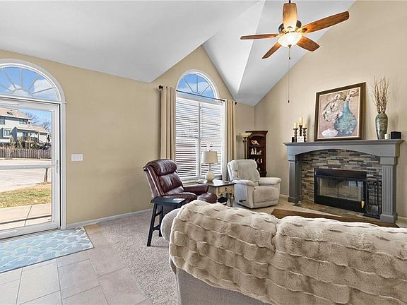 5th image of 4608 NW 88th Ct