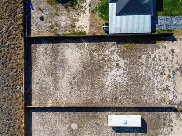 1983 Cayetana Dr, Mission, TX 78573