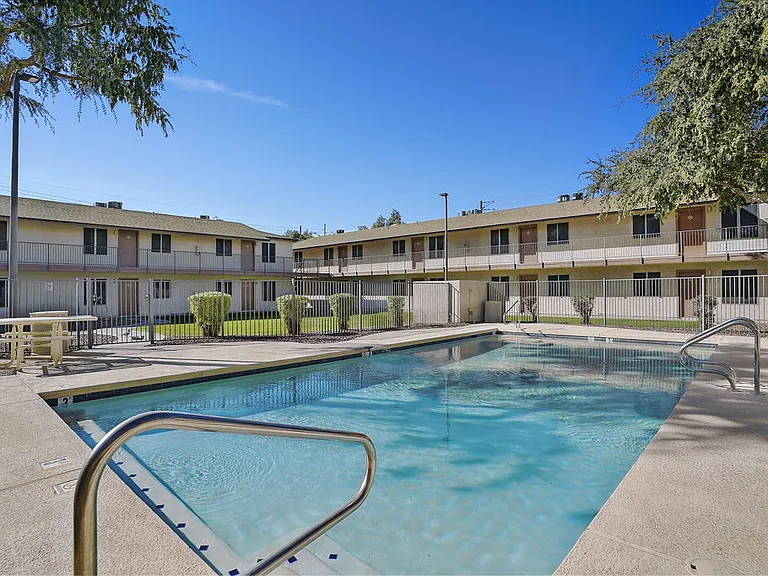 Windrose Villas Apartments — Photo 12