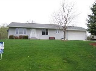 1375 James Ave NE, Swisher, IA 52338