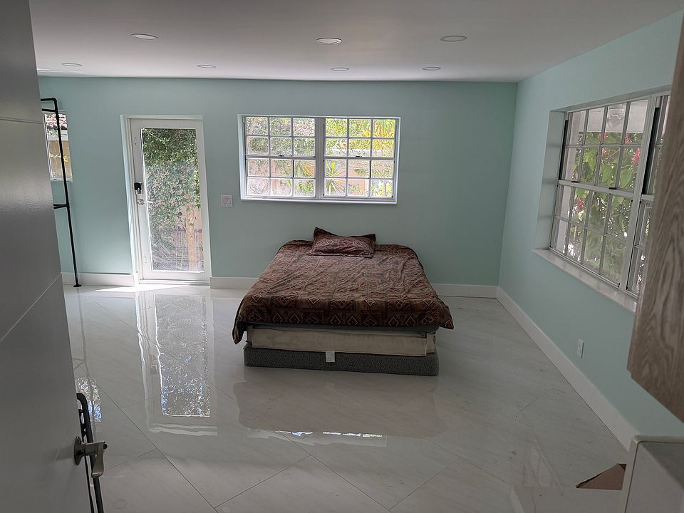 2nd image of 13899 S Biscayne River Dr #F