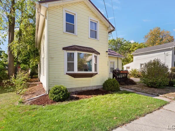 530 James St, Adrian, MI 49221