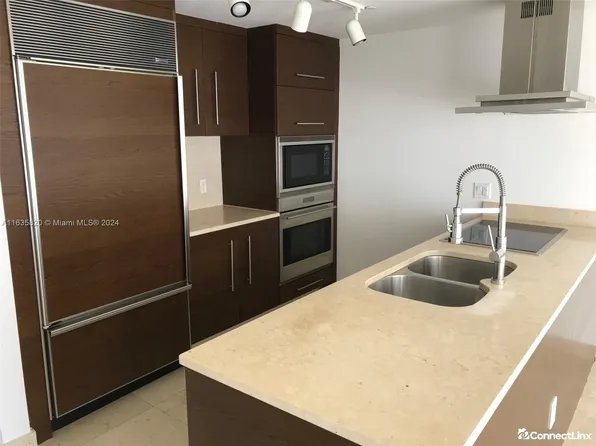 495 Brickell Ave APT 1207, Miami, FL 33131