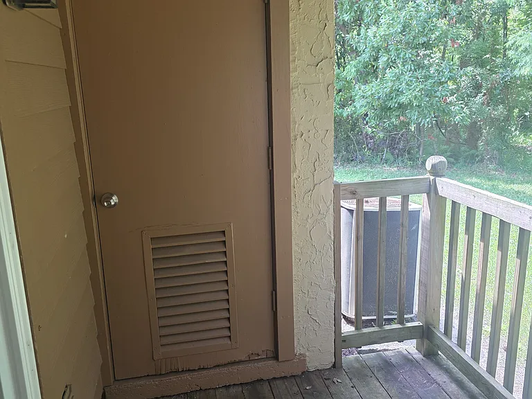 85 Debarry Ave — Photo 16
