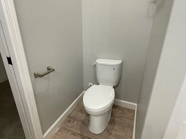 1615 Hill Valley Dr — Photo 11