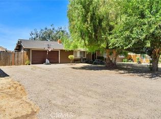 17466 Brook Dr W, Madera, CA 93638