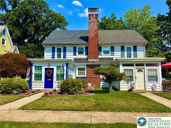 3rd image of 3009 W Greenleaf St