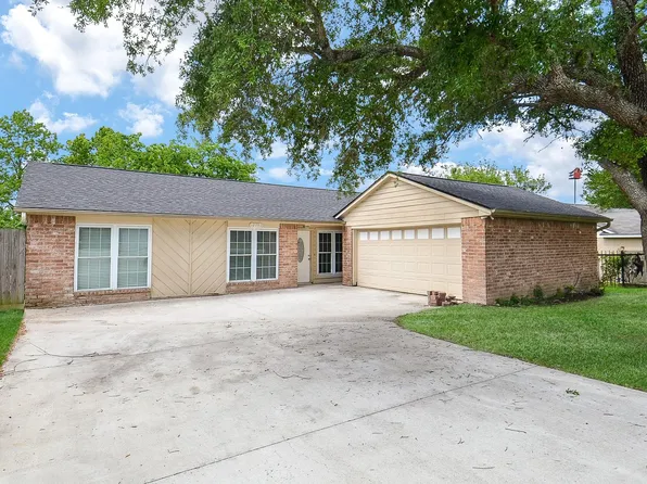 12791 Lake Conroe Hills Dr, Willis, TX 77318