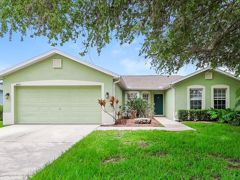 4213 Berkeley Dr — Photo 1