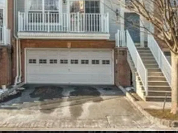 12 Alexander Court #12, Jersey City, NJ 07305