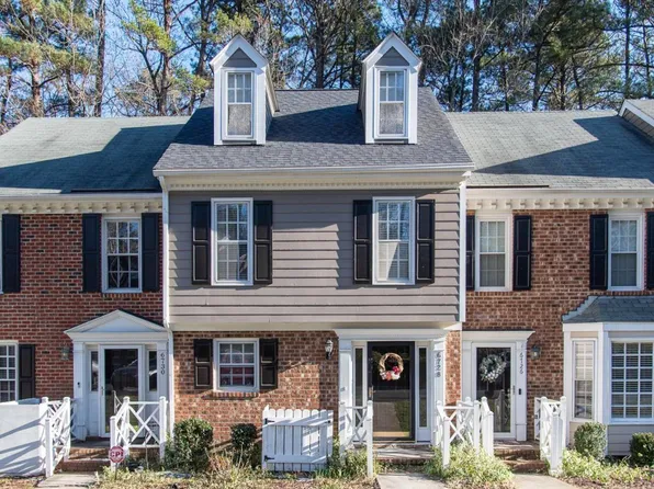 6728 Queen Annes Dr, Raleigh, NC 27613