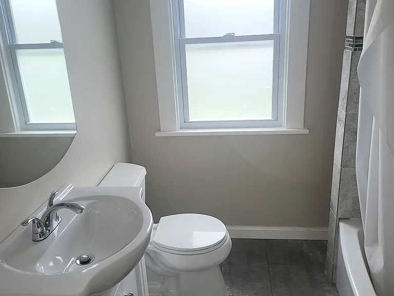 18 Whitfield Ave — Photo 10