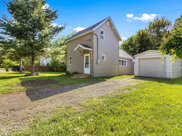 610 Park Ave, Sandstone, MN 55072