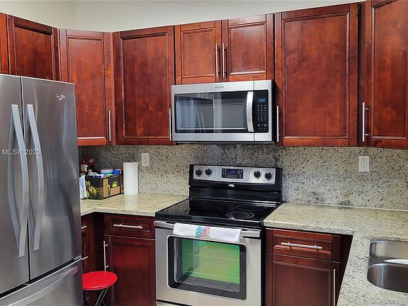 5th image of 11467 NW 76th St #11467