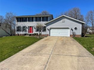 5555 Ashbrook Ave, Louisville, OH 44641