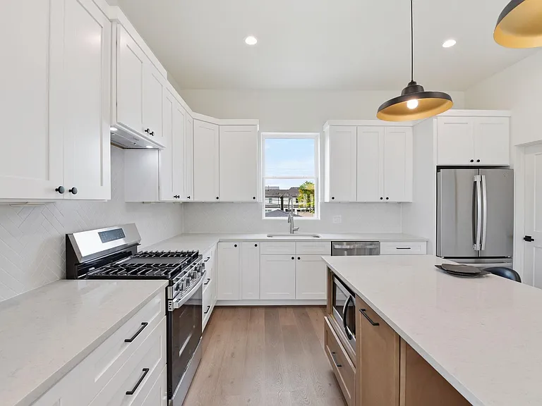 7704 Earl Rudder Way — Photo 22