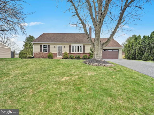 1419 Jerry Ln, Manheim, PA 17545