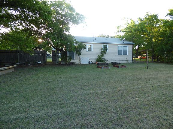 4th image of 520 S 58th St