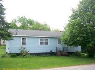 25 Mower Ave, Lewiston, ME 04240