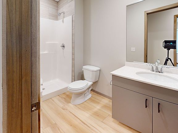 5th image of 869 19th Ave SE #2