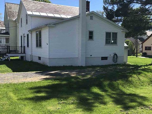 3rd image of 27 Blanchard St