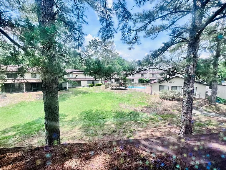 2735 SW 35th Pl #2004 — Photo 11