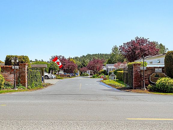 2nd image of 7583 Central Saanich Rd #23