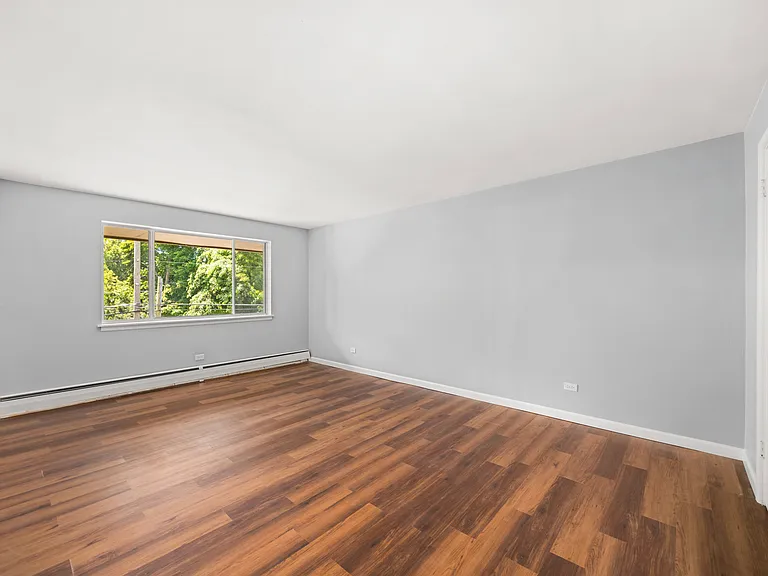1206 E Fairview St #305 — Photo 15