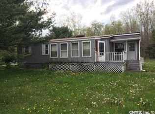 21 Canter Rd, Central Square, NY 13036