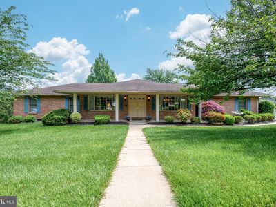 3731 Long Point Dr, York, PA, 17402