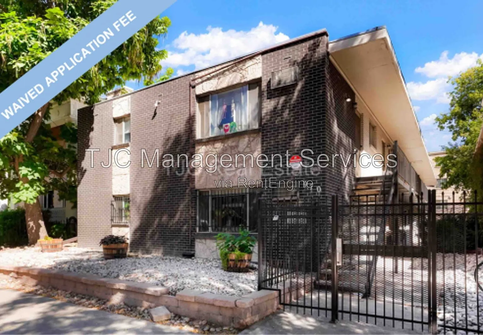 2 bed, 1.0 bath, 725 sqft, $1,285 — Photo 1