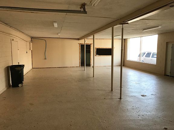 5th image of 1710 N Broad St