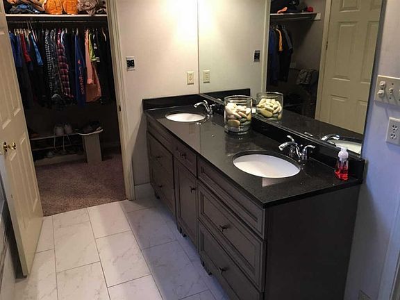 4th image of 2414 Fairway Oaks Dr