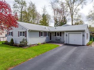 120 Knollwood Rd, Newington, CT 06111