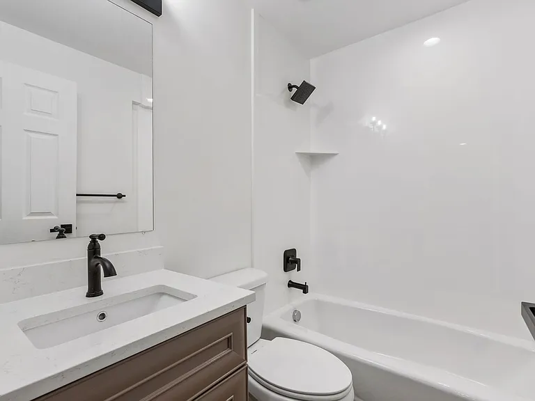1016 E 900 S — Photo 17