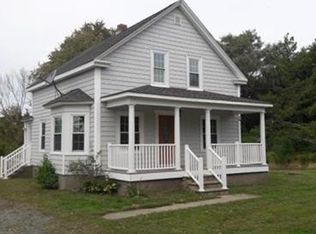 158 Thomas Ln, Swansea, MA 02777