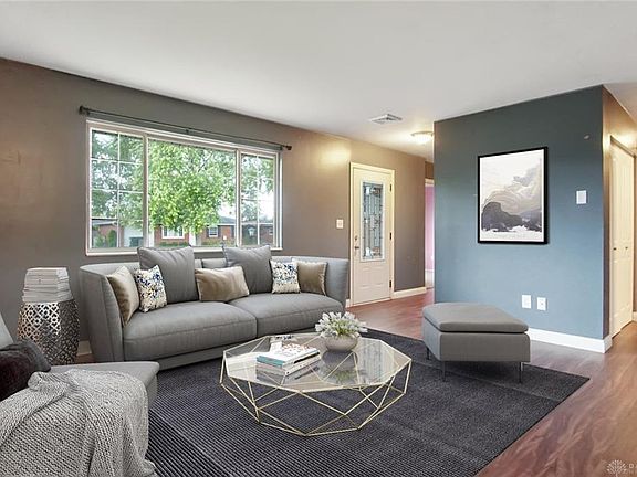 3rd image of 2406 New Castle Dr