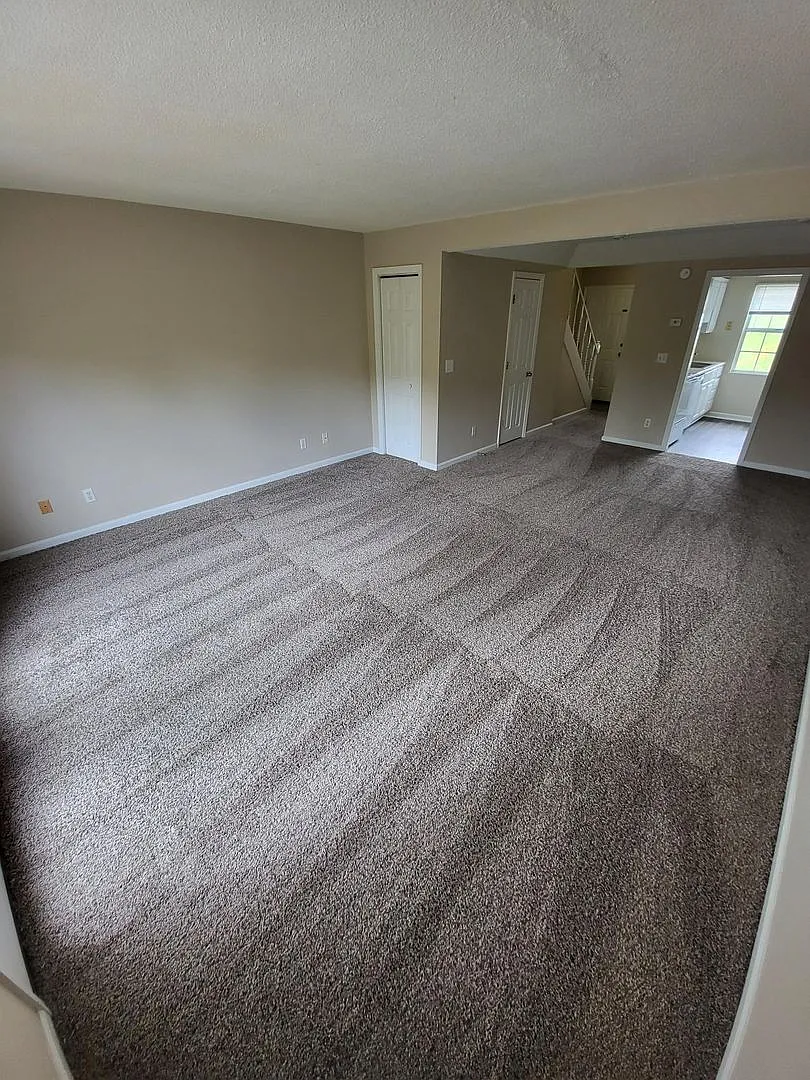 Lakeview Townhomes (HA) — Photo 3