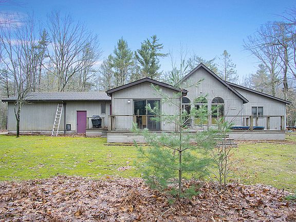 4th image of 1148 Scenic Dr