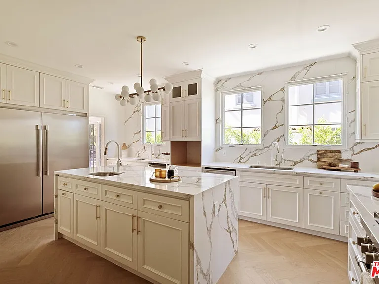308 S Highland Ave — Photo 18