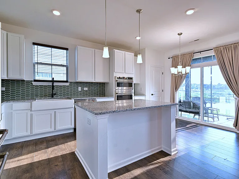 311 Dennis Ln — Photo 15
