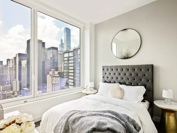 232 East 54th Street 18C image 2 of 16
